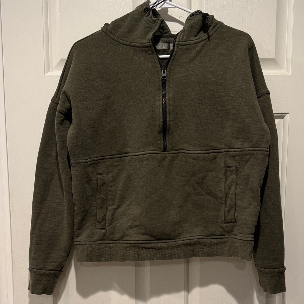 Zella Women's Olive Green Half-Zip Hoodie